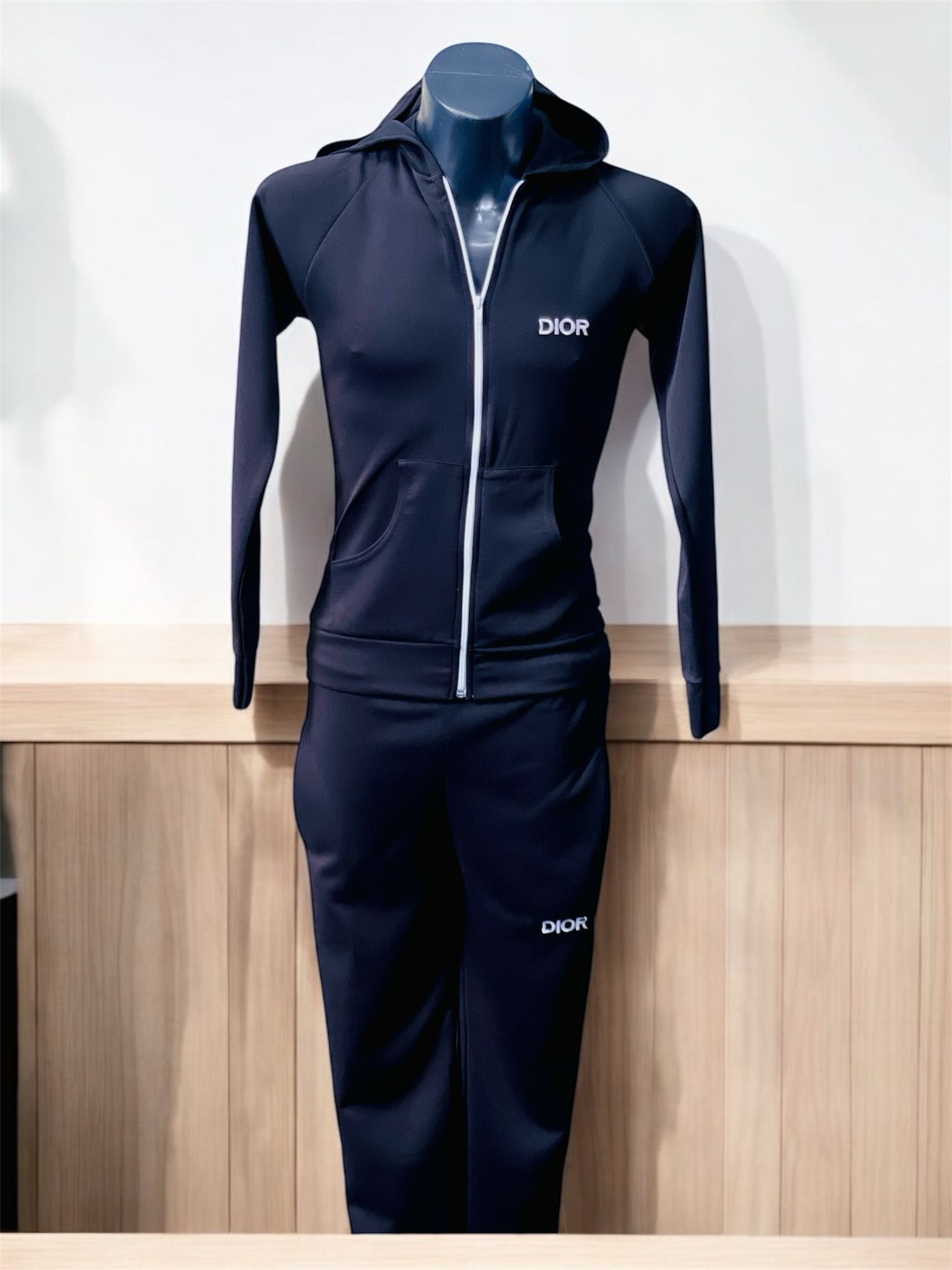 WhatsApp Image 2025-03-20 at 11.45.45 (3)